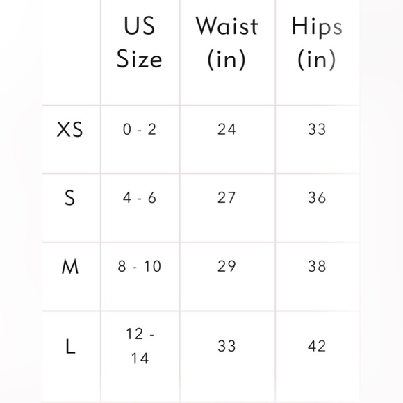 ARIA LATTNER 🆕 - Flared leg version of their HIT Everyday Jumpsuit! Size Small. - Picture 5 of 5